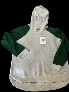 NWT Evolution by Cyrus hoodie waffle knit. Size XL (gray/green)